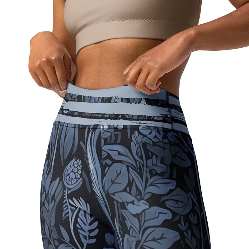 Winter Blooms Leggings
