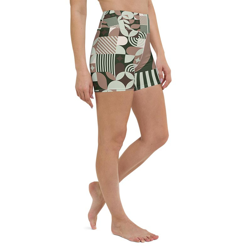 Mocha Yoga Shorts "Geometric"