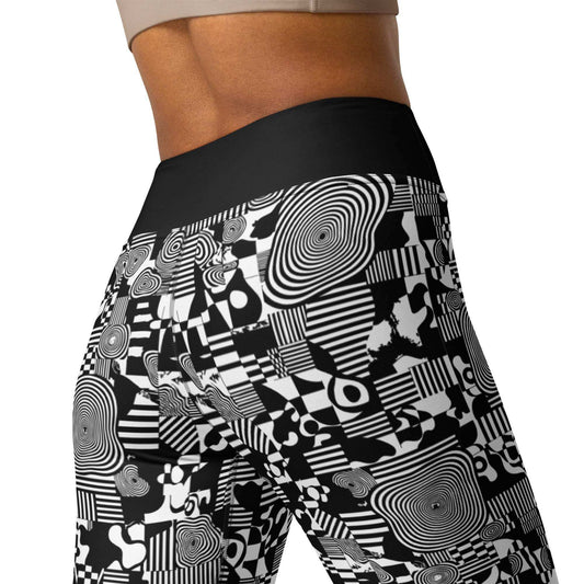 Black vortex fashionable workout leggings with monochrome spiral pattern