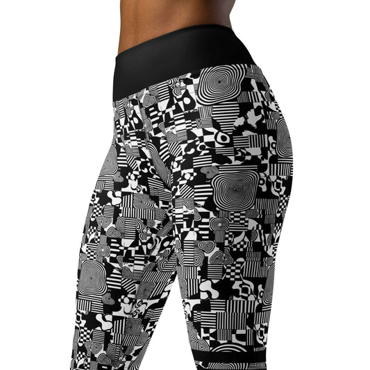 black vortex fashionable workout leggings with monochrome spiral pattern